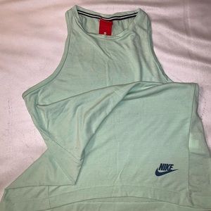 Nike teal workout top